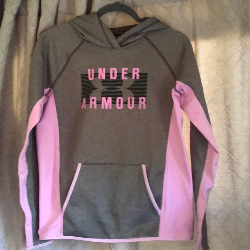 Under Armour Sweatshirt